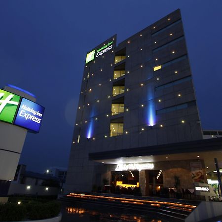 Holiday Inn Express Toluca Galerias Metepec By Ihg Екстериор снимка