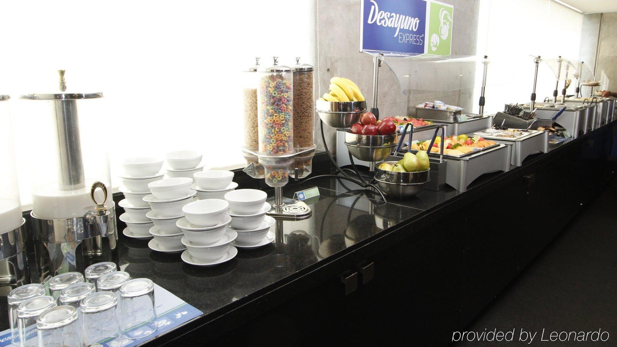 Holiday Inn Express Toluca Galerias Metepec By Ihg Екстериор снимка